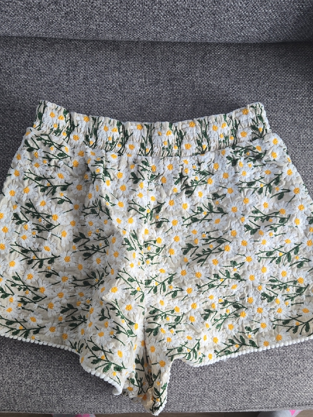 Maje White Floral Daisy Embroidered High Waist Shorts